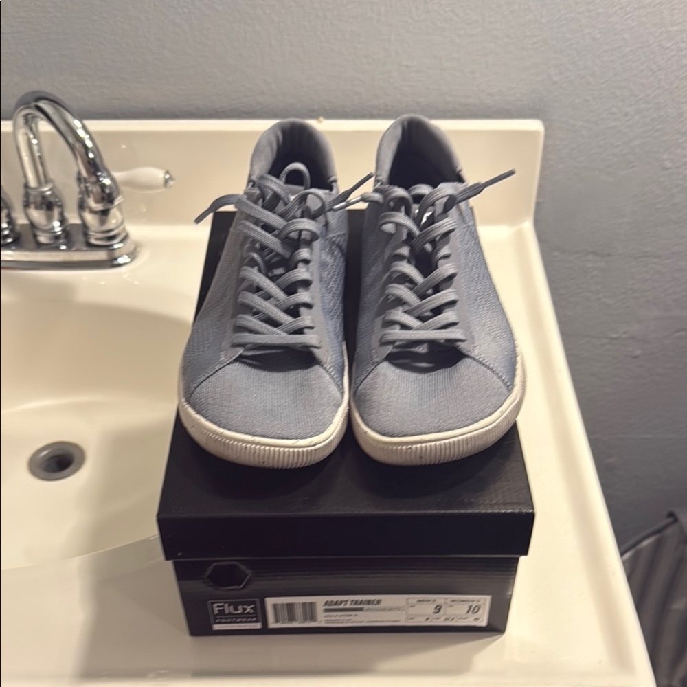FLux trainer Men's Gray Sneakers